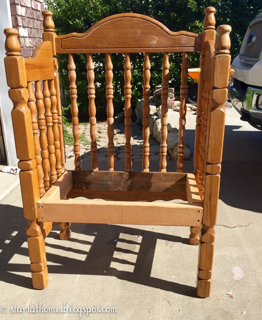 Baby bed outlet bench