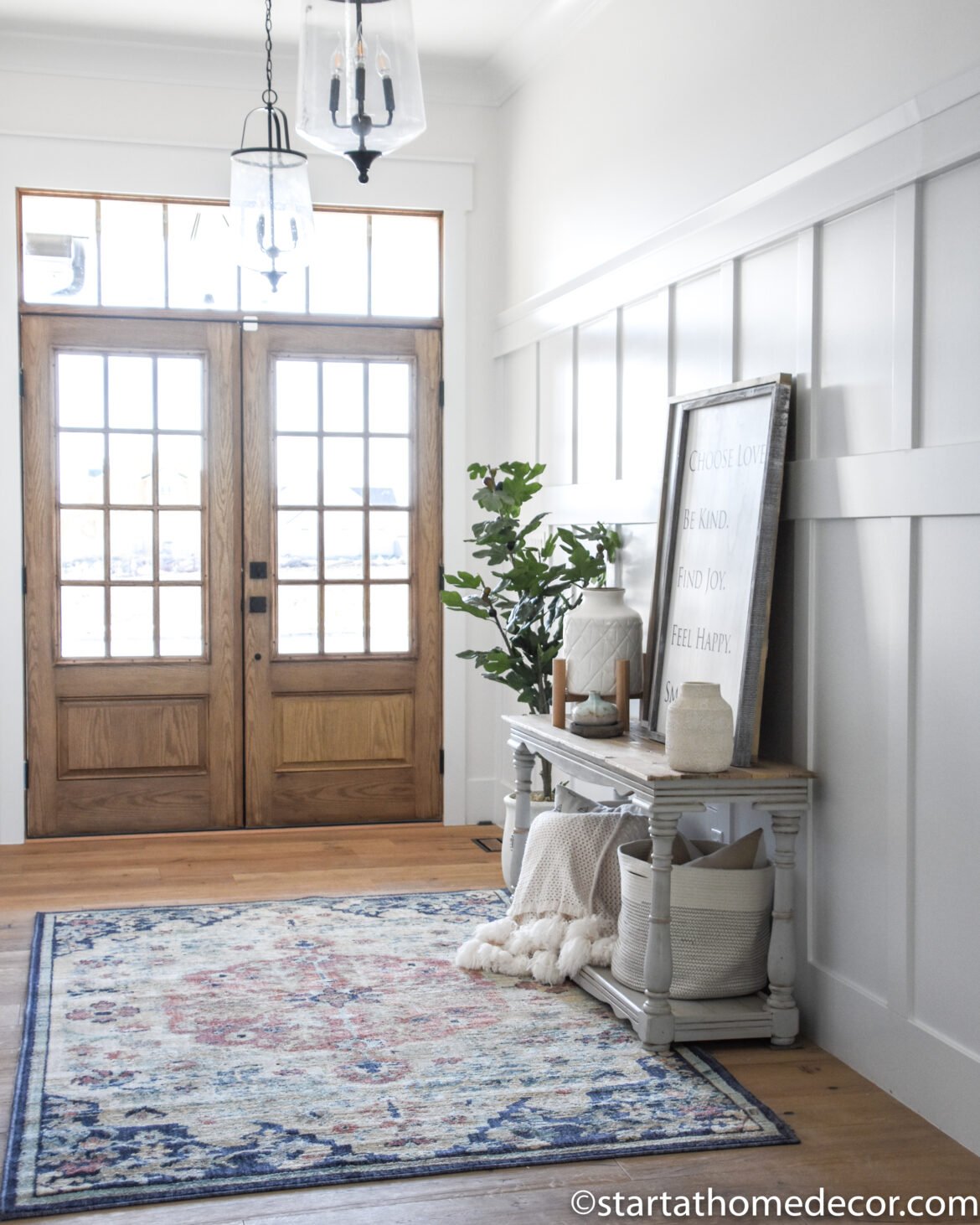 How to Create an Impressive DIY Wainscoting Entryway Start at Home Decor