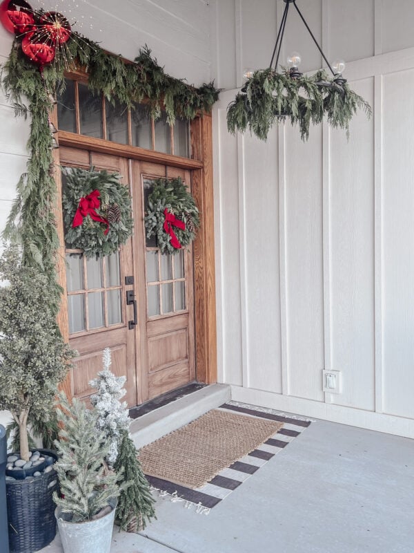 How to Style Elegant Front Door Christmas Decorations - Start at Home Decor