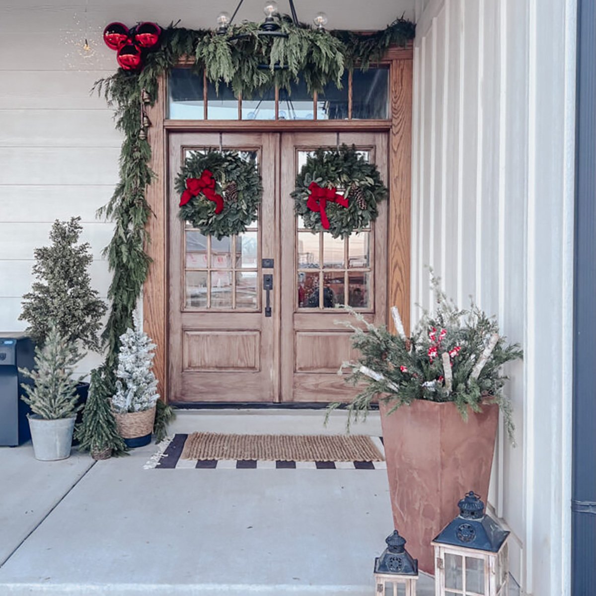 front door garland
