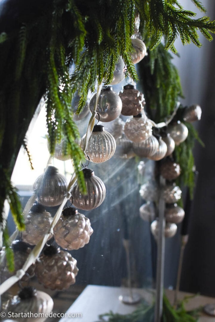 Beautiful Christmas Office Decorating Ideas - Start at Home Decor