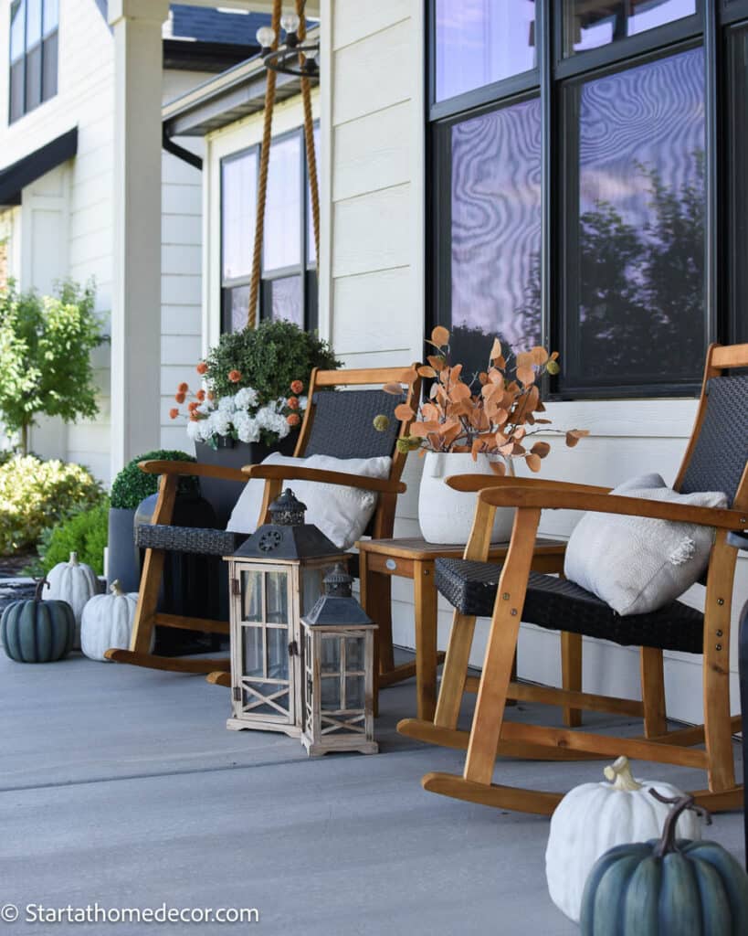 10 Best Fall Front Porch Decor Ideas to Wow Your Neighbors - Brooke ...