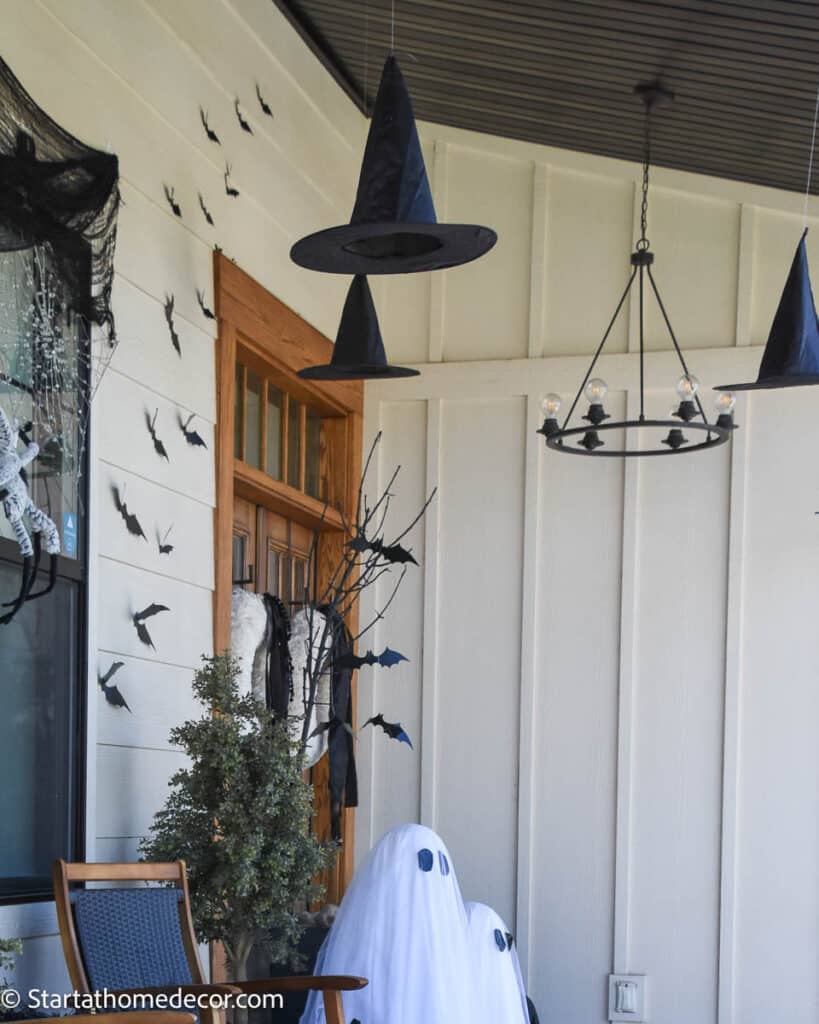 Easy DIY Ideas for Outdoor Halloween Decorations - Brooke Nicole Larsen