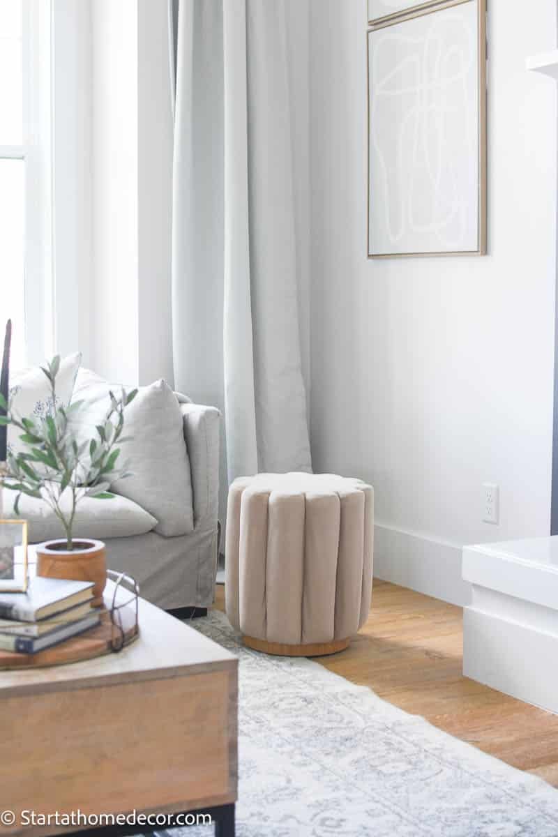 living room pouf decor