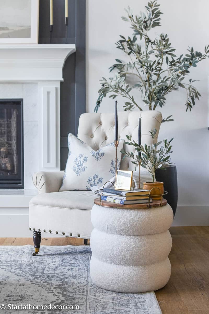 side table pouf