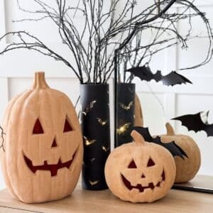Easy DIY Halloween Bat Silhouette Vase